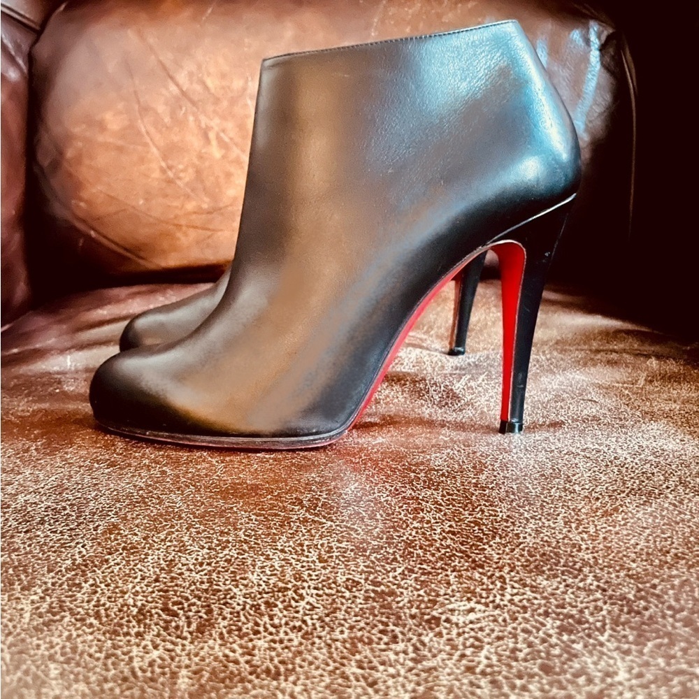 Stylish Black and Red Heeled Boots